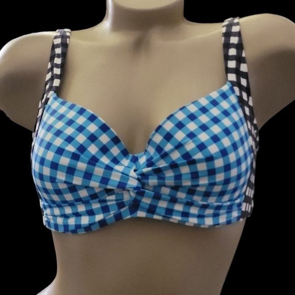 Draper James x Lands' End Twist Front Underwire Bikini Top Swimsuit - Picture 3 of 12